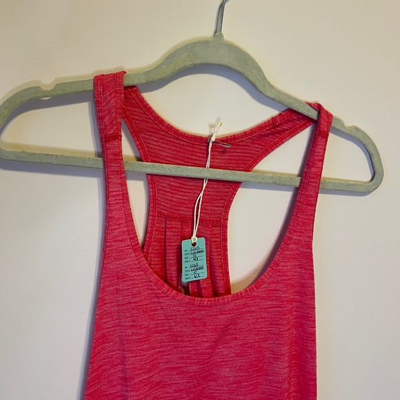 Lululemon Salute the Sun Singlet Raspberry Racerback Tank - Picture 6 of 9